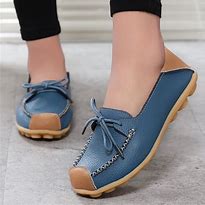 Women's Casual New Leather Flat Shoes with Lace-Up Soft Bean-Style Design for Mother
